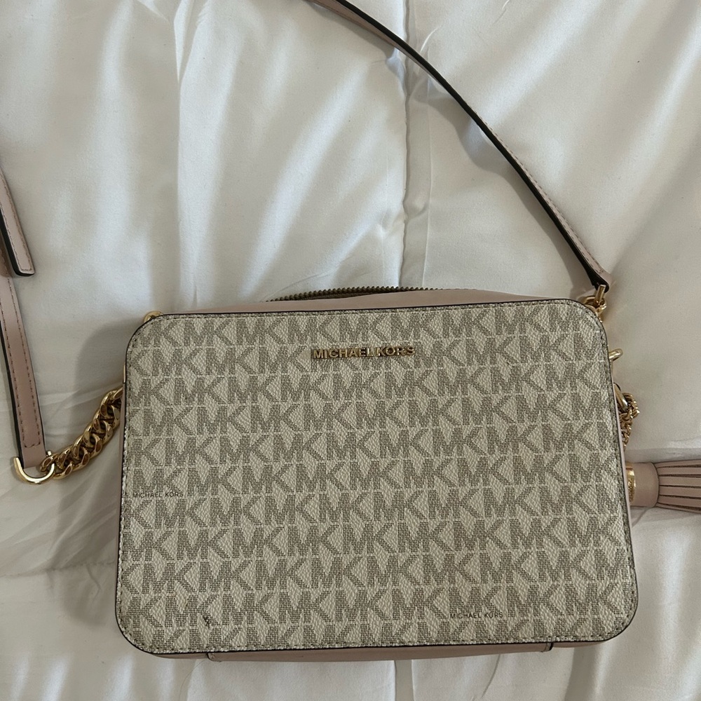 Blush pink Michael Kors Crossbody bag